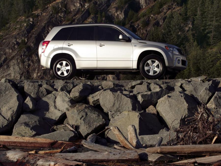  Suzuki Grand Vitara 2006 года  (фото 23 из 35)